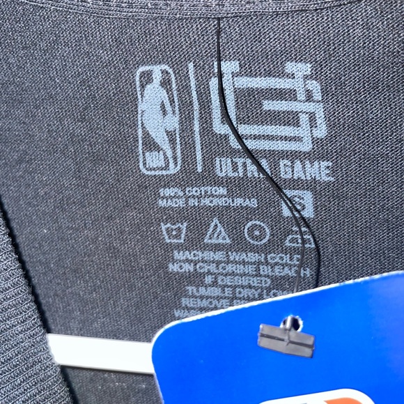 Los Angeles Lakers Black T-Shirt - Picture 3 of 5